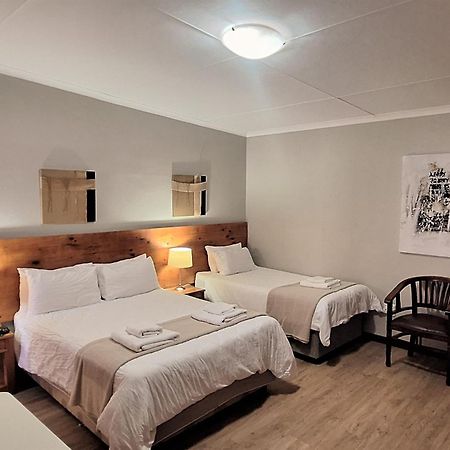 Masada Guest House B&B Langebaan Extérieur photo