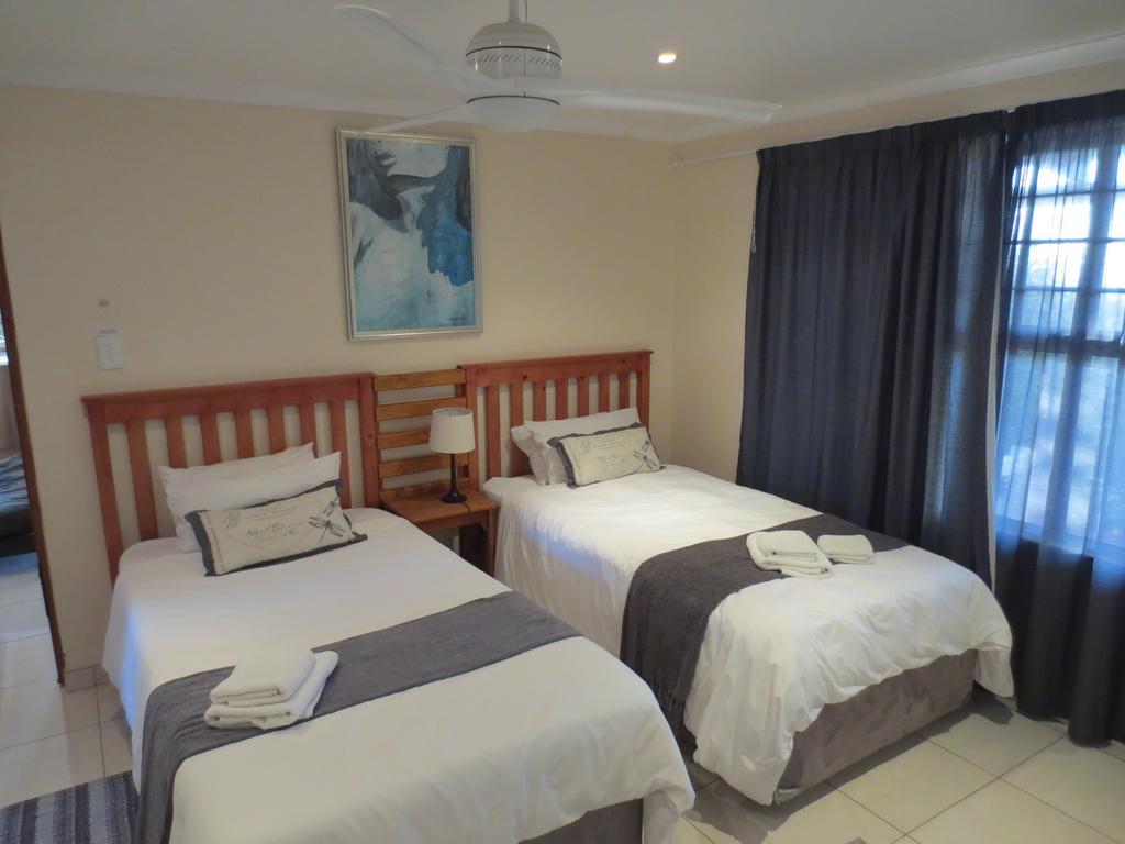 Masada Guest House B&B Langebaan Extérieur photo